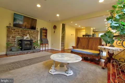 Other - 2174 Long Ln, Jamison, PA 18929 photo 5 of 11