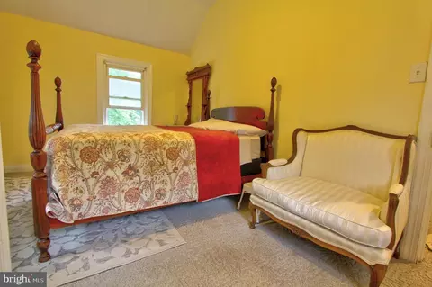 Bedroom - 2174 Long Ln, Jamison, PA 18929 photo 2 of 2