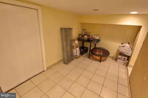 Entry Way - 2174 Long Ln, Jamison, PA 18929 photo 5 of 6