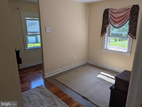 Entry Way - 2174 Long Ln, Jamison, PA 18929 photo 4 of 6