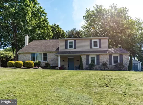 303 N Elm Ave, Newtown, PA 18940