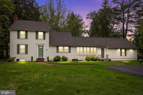 349 Eagle Rd, Newtown, PA 18940