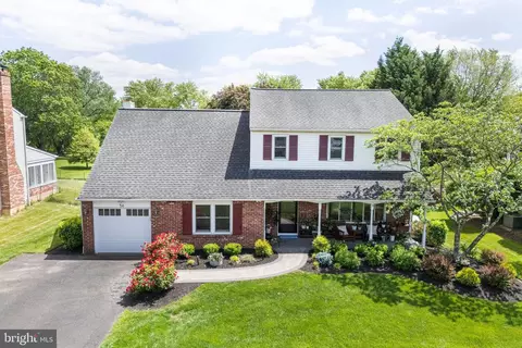 36 Gettysburg Ln, Newtown, PA 18940