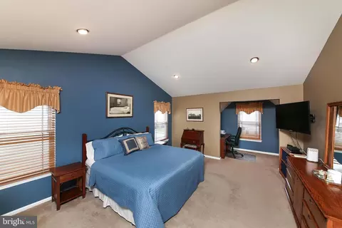 4192 Jester Ln, Doylestown, PA 18902 photo 9