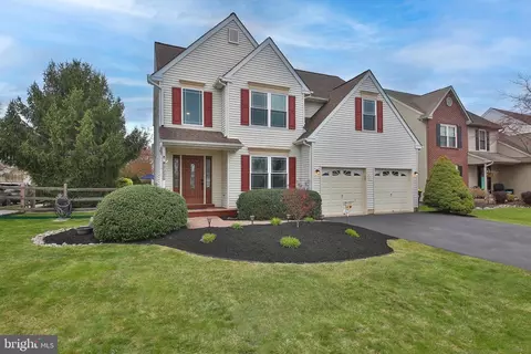 4192 Jester Ln, Doylestown, PA 18902