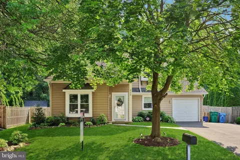 429 Stanford Rd, Fairless Hills, PA 19030