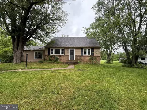 106 Maron Rd, Hatfield, PA 19440