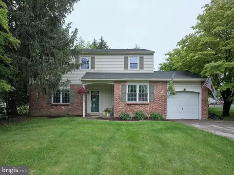 408 W Bristol Rd, Southampton, PA 18966