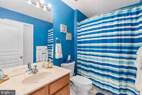Bath - 48 Avalon Ct #2301, Doylestown, PA 18901 photo 2 of 4