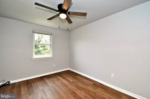 906 Clover Pl, Warminster, PA 18974 photo 25