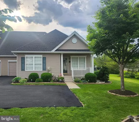 45 Freedom Ln, Bensalem, PA 19020