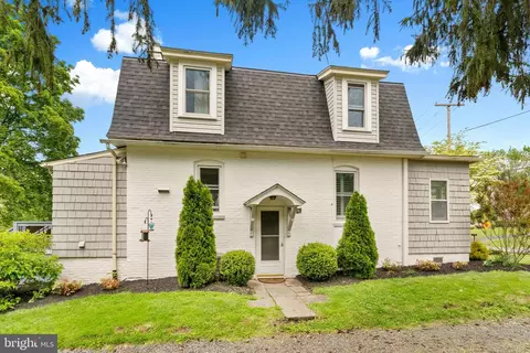 320 N Main St, Perkasie, PA 18944
