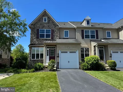 3194 Brookside Dr, Furlong, PA 18925