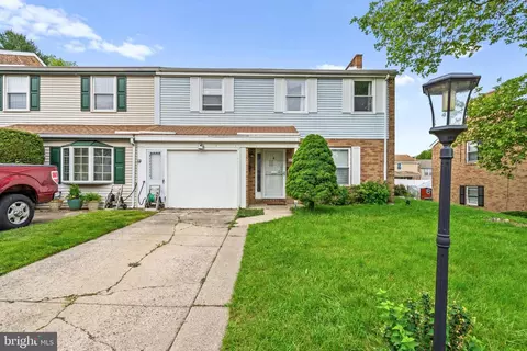 3224 Farragut Ct, Bensalem, PA 19020