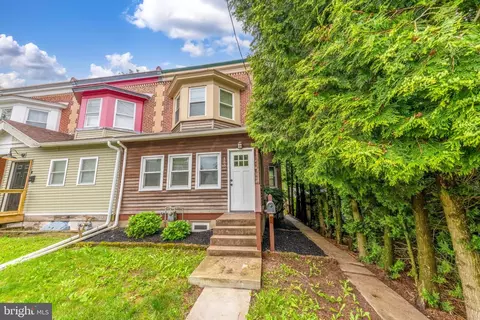 135 S 3rd St, Perkasie, PA 18944