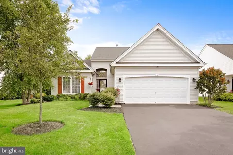 760 S Settlers Cir, Warrington, PA 18976