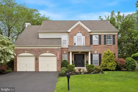 1004 Canter Cir, New Hope, PA 18938