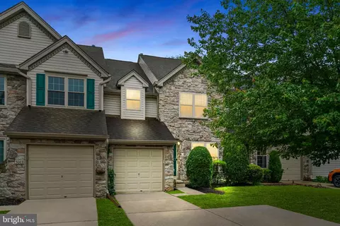 5061 Rosewood Dr, Doylestown, PA 18902