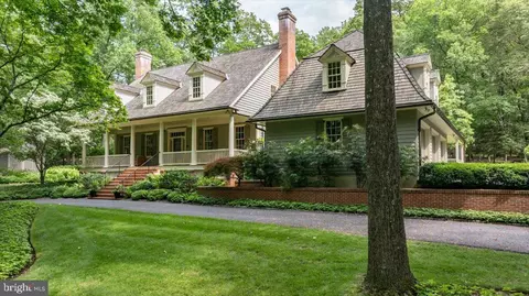 6420 Old Carversville Rd, Carversville, PA 18913