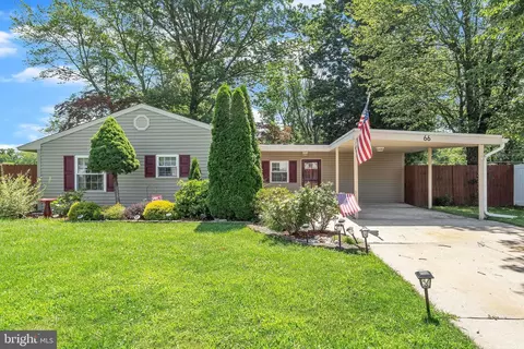 66 Yellowood Dr, Levittown, PA 19057