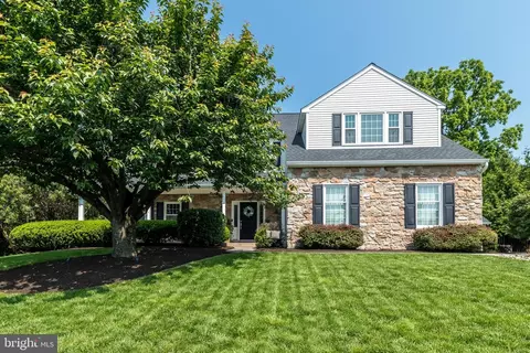 17 Brinker Dr #N, Doylestown, PA 18901
