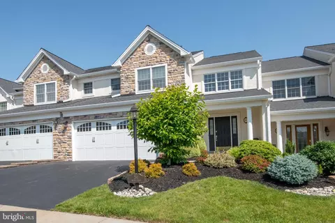 261 Sydney Rd, Southampton, PA 18966