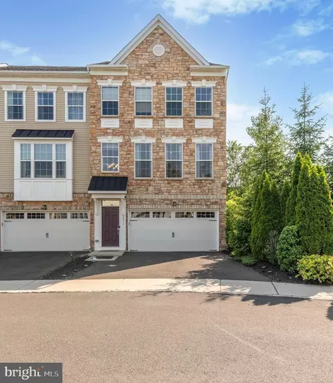 2316 Macis Cir, Warrington, PA 18976