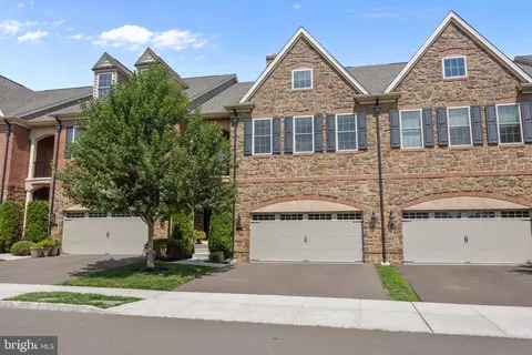 23 David Dr, Newtown, PA 18940