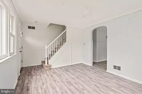 Entry Way - 2318 Prospect Ave, Croydon, PA 19021 photo 1 of 4