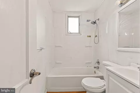 Bath - 2318 Prospect Ave, Croydon, PA 19021 photo 2 of 2