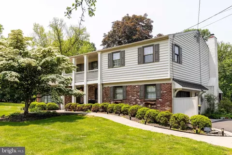108 Pebble Ridge Rd, Warrington, PA 18976