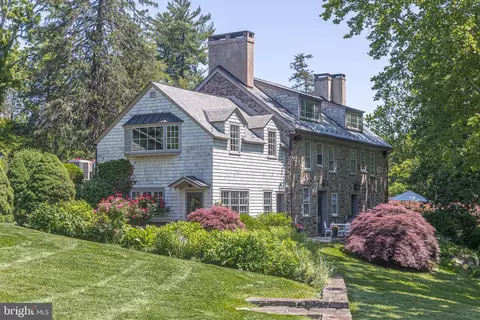 6431 Stoney Hill Rd, New Hope, PA 18938