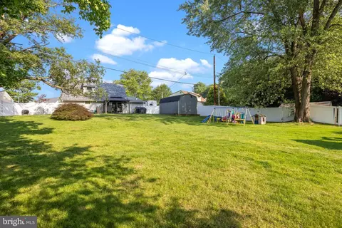 35 Long Loop Rd, Levittown, PA 19056 photo 30