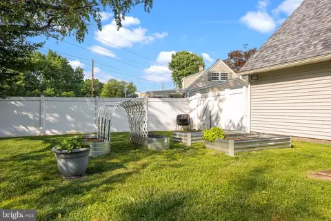 35 Long Loop Rd, Levittown, PA 19056 photo 26