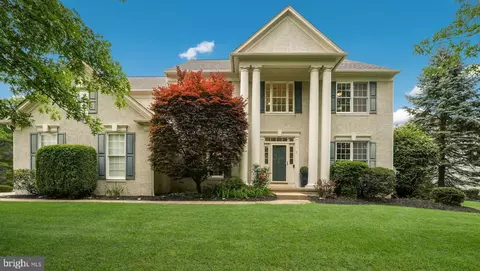 7 Hansel Rd, Newtown, PA 18940