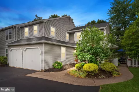 617 B Rose Hollow Dr, Yardley, PA 19067