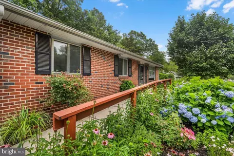 2149 Dixon Ave, Croydon, PA 19021 photo 4