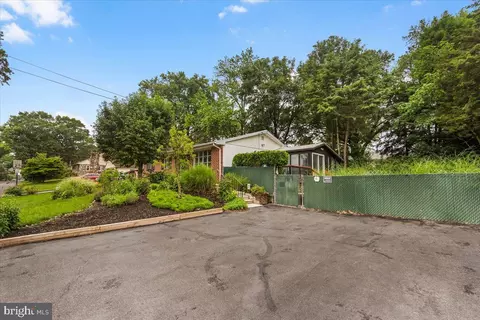 2149 Dixon Ave, Croydon, PA 19021 photo 29