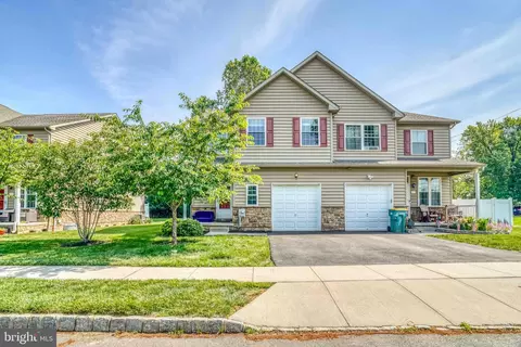 103 Megans Ct, Bensalem, PA 19020