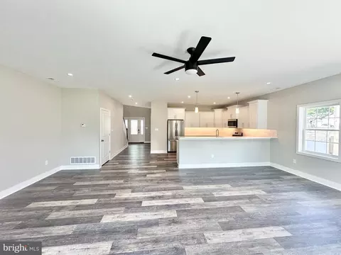 829 Third Ave, Croydon, PA 19021 photo 3