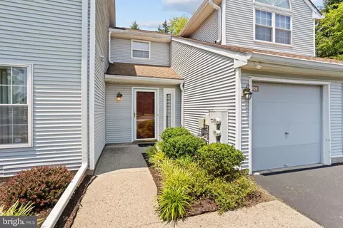 1626 Covington Rd #13, Yardley, PA 19067