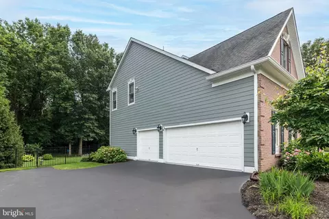 Exterior - 5262 Bailey Ct E, Doylestown, PA 18902 photo 2 of 11