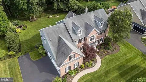 View/Area - 5262 Bailey Ct E, Doylestown, PA 18902 photo 2 of 4