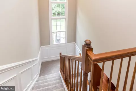 Entry Way - 5262 Bailey Ct E, Doylestown, PA 18902 photo 8 of 11