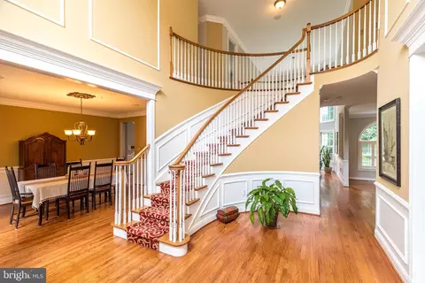 Entry Way - 5262 Bailey Ct E, Doylestown, PA 18902 photo 1 of 11