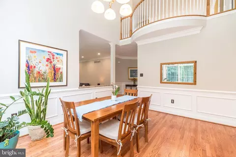 Dining - 5262 Bailey Ct E, Doylestown, PA 18902 photo 4 of 4