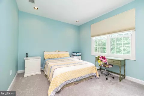 Bedroom - 5262 Bailey Ct E, Doylestown, PA 18902 photo 2 of 7