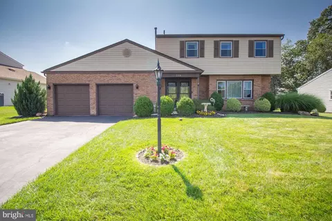 518 Ehret Rd, Fairless Hills, PA 19030