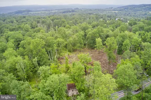 3051 Bursonville Rd, Riegelsville, PA 18077