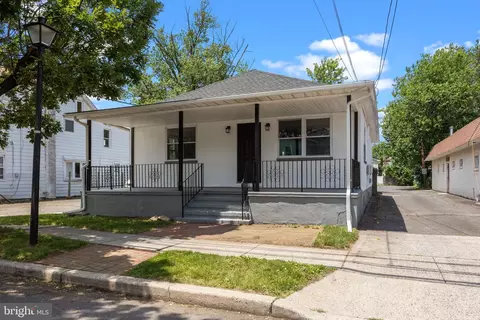 357 Main St, Tullytown, PA 19007